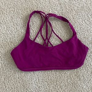 Lululemon sports bra